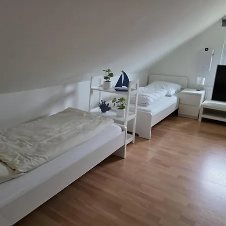 Haus Lina - Und Monteurunterkuenfte - 4 * تاب