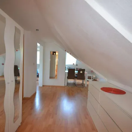 Haus Lina - Und Monteurunterkuenfte - 4 شقة *