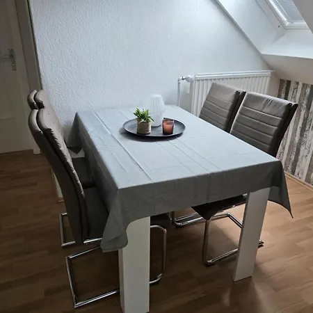 شقة Haus Lina - Und Monteurunterkuenfte - 4 تاب